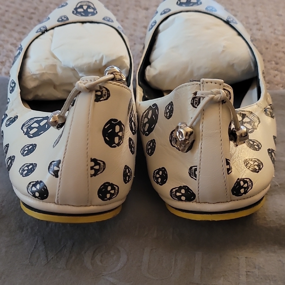 Alexander McQueen Women's Flats - Picture 3 of 9